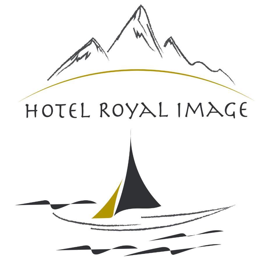 Hotel Royal Image Pokhara Bagian luar foto